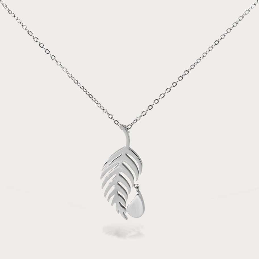 Kette mit Feder-Tropfen-Anhänger