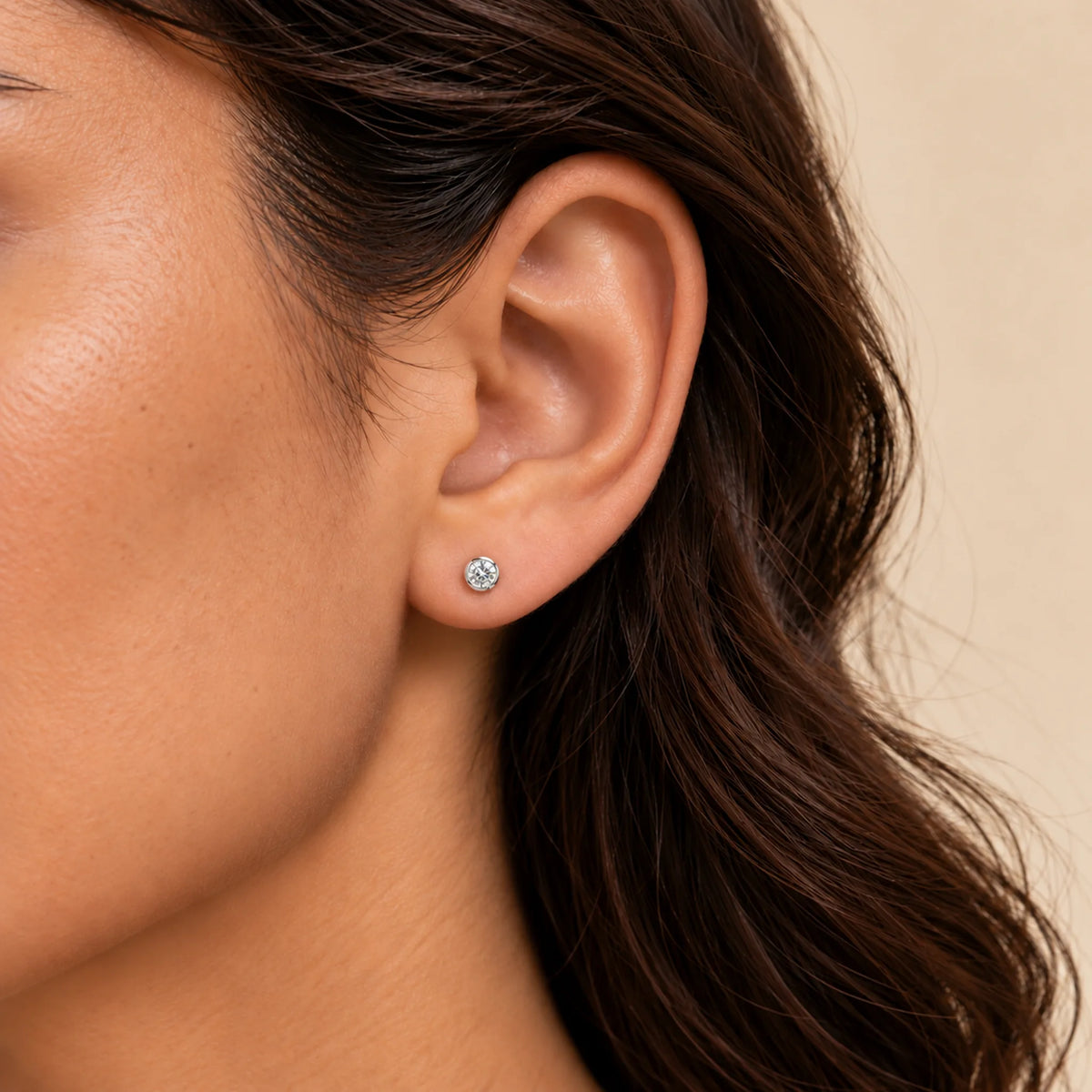 Titan Ohrstecker mit Zirkonia Swarovski® Trichter Mini