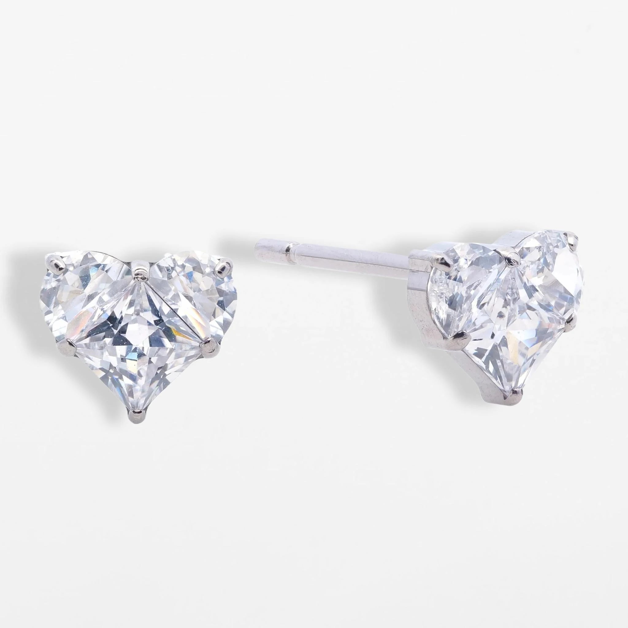 Silberner Titan Ohrstecker Zirkonia Herz in Herzform mit Stein