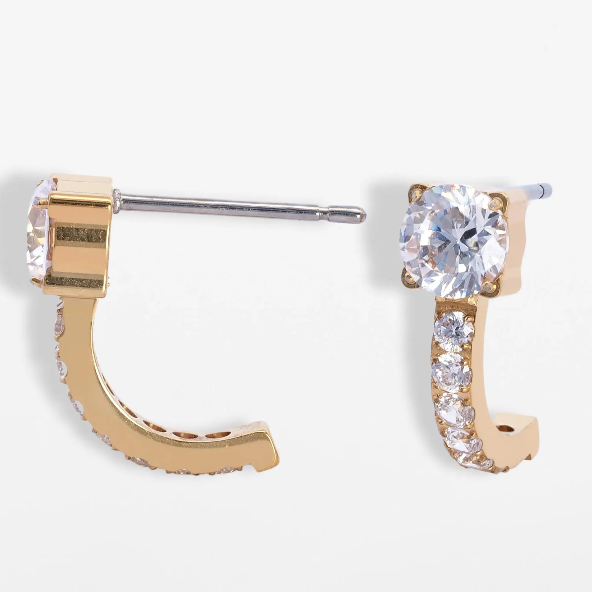 Goldene Titan Hook Ohrstecker mit Zirkonia-Akzenten, federleichter und wasserfester Schmuck aus medizinischem Titan.