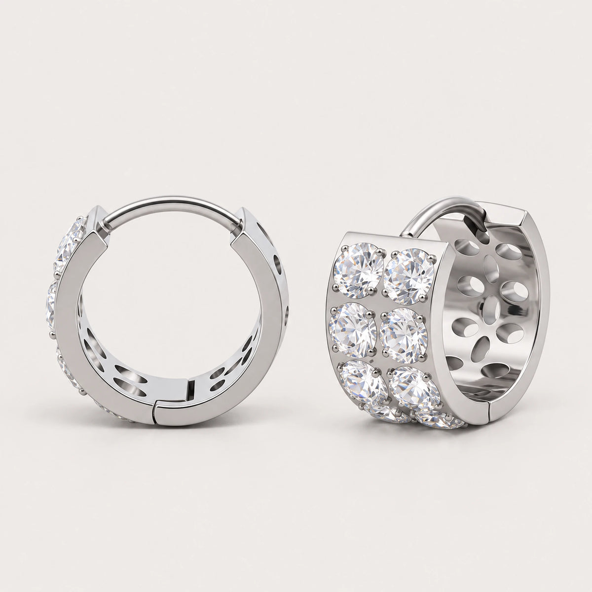 Titan Huggie Mini – Chunky Bold Zirkonia