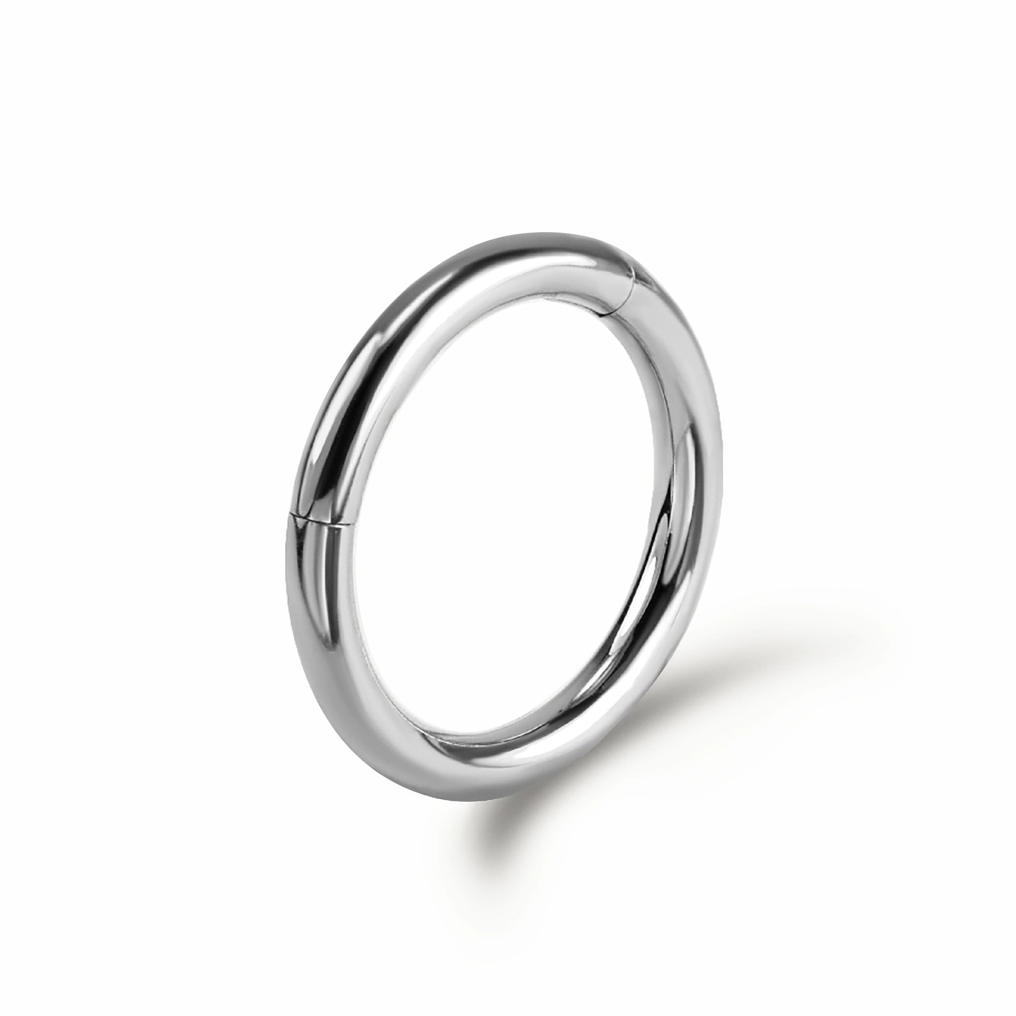 Titan Segmentring Clicker in verschiedenen Größen (einzelnes Piercing)